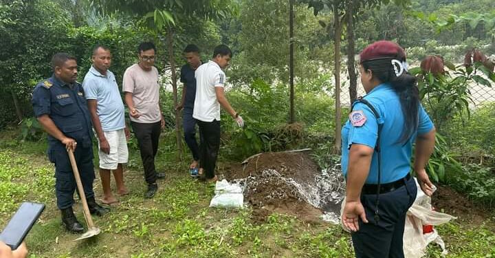 भालुवाङमा बिक्रीका लागि राखिएको करिव २३ किलो कुहिएको माछा बरामद