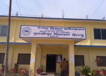 तुलसीपुरमा एक साता विद्युत सेवा अवरुद्ध हुने