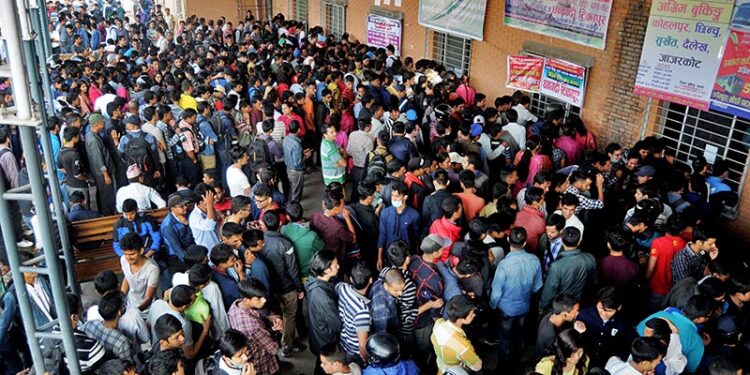 बसको अग्रिम टिकट बुकिङ बन्द गर्ने यातायात व्यवसायीको तयारी