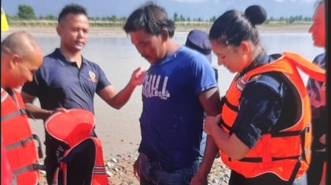 दाङमा राप्ती नदीमा बग्दै गरेका युवकको उद्धार