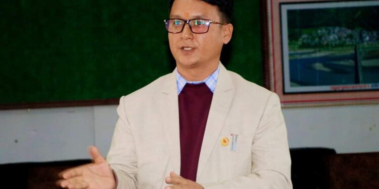 किसानहरूको आर्थिक स्तर उकास्न प्रविधि र वित्तीय साधनहरूको उपयोगमा जोड