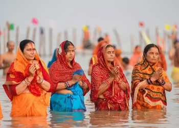 उदाउँदो सूर्यलाई अर्घ्य अर्पणसँगै सकियो छठ पर्व