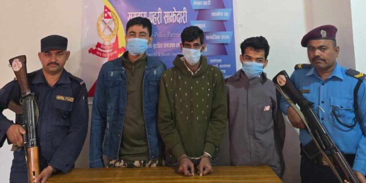 दाङमा लागूऔषधसहित तीन जना पक्राउ