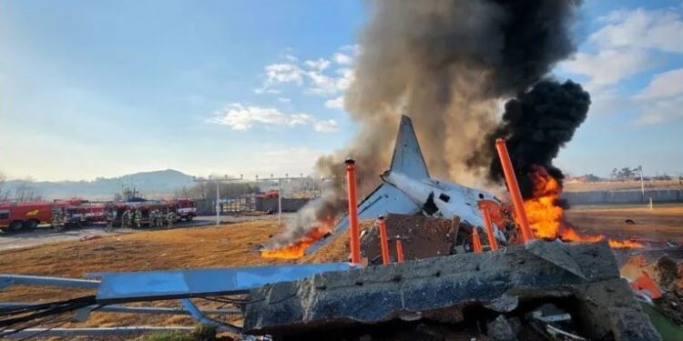 दक्षिण कोरिया विमान दुर्घटना अपडेट : ज्यान गुमाउनेको सङ्ख्या १ सय २० जना पुग्यो