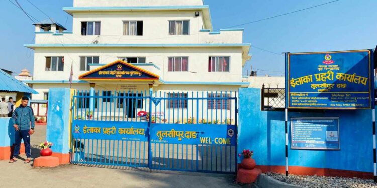 तुलसीपुरमा होटल व्यवसायीमाथि कुटपिट, दुइजना पक्राउ