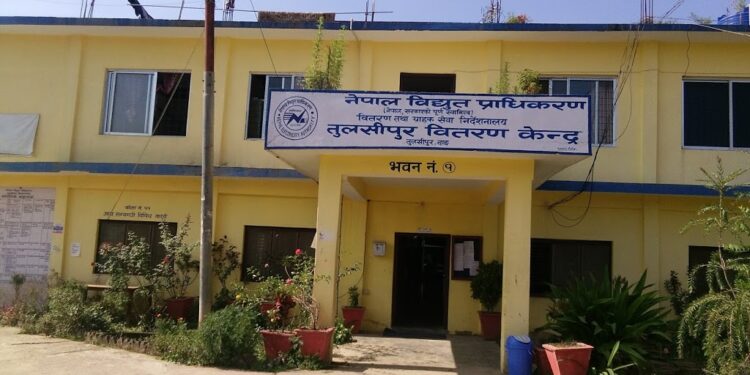 सर्भरमा समस्या आएपछि महशुल काउन्टर बन्द