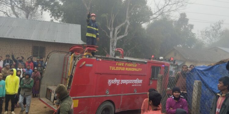 घरमा आगलागि हुदाँ लाखौंको क्षति