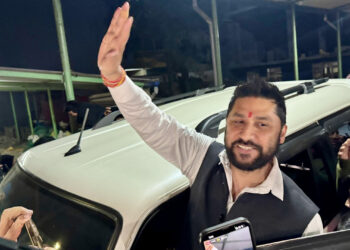 पोखराबाट छुटेका रवि गाडीमा काठमाडौंतिर, अदालतमा उपस्थित हुने