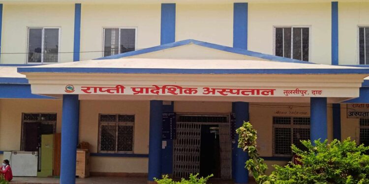 दंगीशरणमा करेन्ट लागेर रुखबाट खस्दा १ जना घाइते