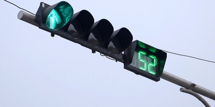 बुटवलमा ट्राफिक चोकसहित ३ ठाउँमा ट्राफिक लाइट जडान