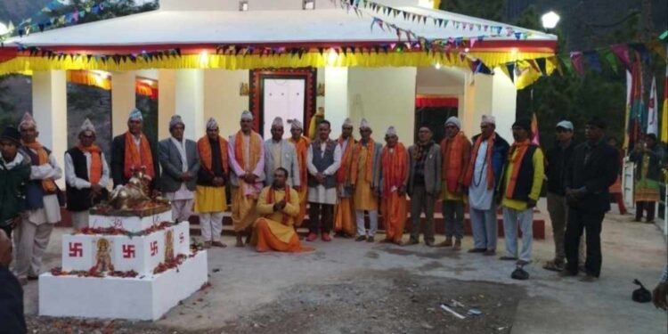 दलित बस्तीमा २६ वर्षदेखि कर्मकाण्ड गर्दै आएका पण्डित गणेशप्रसाद पन्त