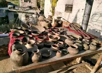 पञ्चदेवल शिव धाम सप्तदेवलमा भेटिएका ऐतिहासिक सम्पदा धर्मशालामा अलपत्र