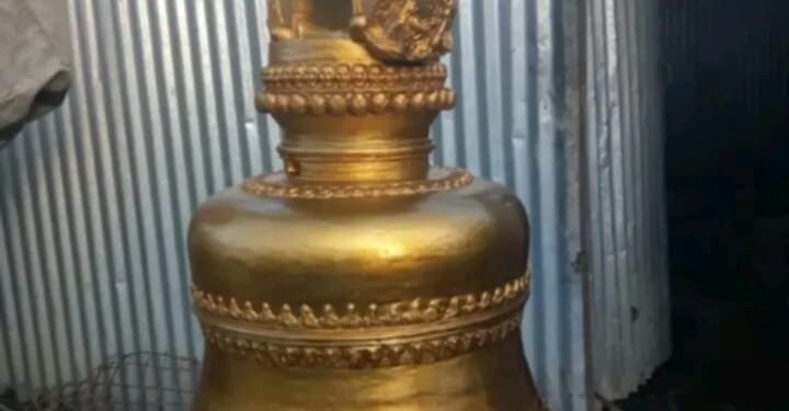 बैतडी–देवलहाटको दुर्लभ सहस्त्रलिङ्ग मन्दिरमा ११५ केजीको घन्टी चढाउने ऐतिहासिक अभियान