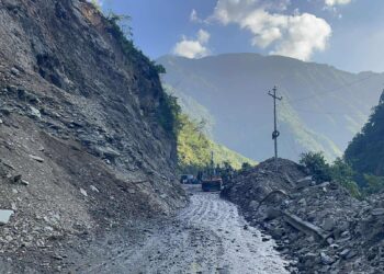 मुग्लिन–नारायणगढ सडक दिउँसो दुई घण्टा बन्द