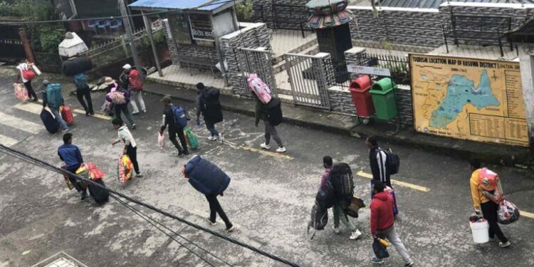 जिल्ला कारागारबाट भागेकामध्ये ३८८ जना कैदीबन्दी फिर्ता अझै ९९ जना फरार