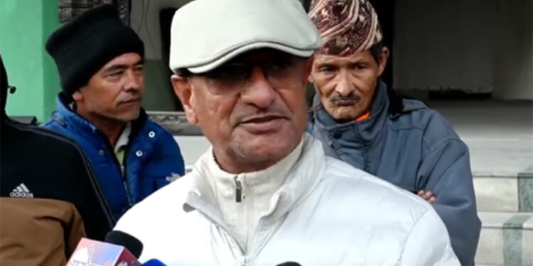 भदौ २३-२४ को घटनाबारे पूर्वगृहमन्त्री रमेश लेखक जाँच आयोगमा बयान दिँदै