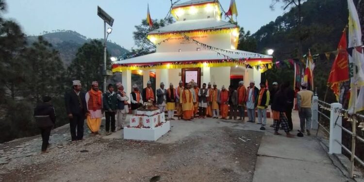 २७ वर्षदेखि दलित बस्तीमा कर्मकाण्ड गर्दै ज्योतिषाचार्य गणेशप्रसाद पन्त जातीय कुरीति हटाउने अभियानमा दृढ