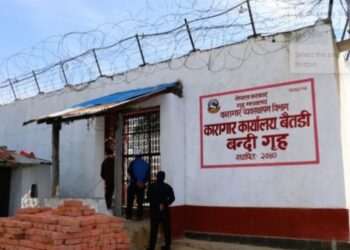 बैतडी कारागारबाट भागेका जबर्जस्तीकरणी मुद्दाका कैदी अझै फरार सुरक्षा चुनौती बढ्यो