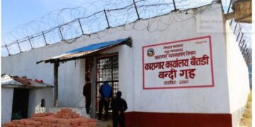 बैतडी कारागारबाट भागेका जबर्जस्तीकरणी मुद्दाका कैदी अझै फरार सुरक्षा चुनौती बढ्यो