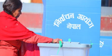 देशभर मतदान जारी : बिहान ७ बजेदेखि मतदाताको चहलपहल, साँझ ५ बजेसम्म मतदान